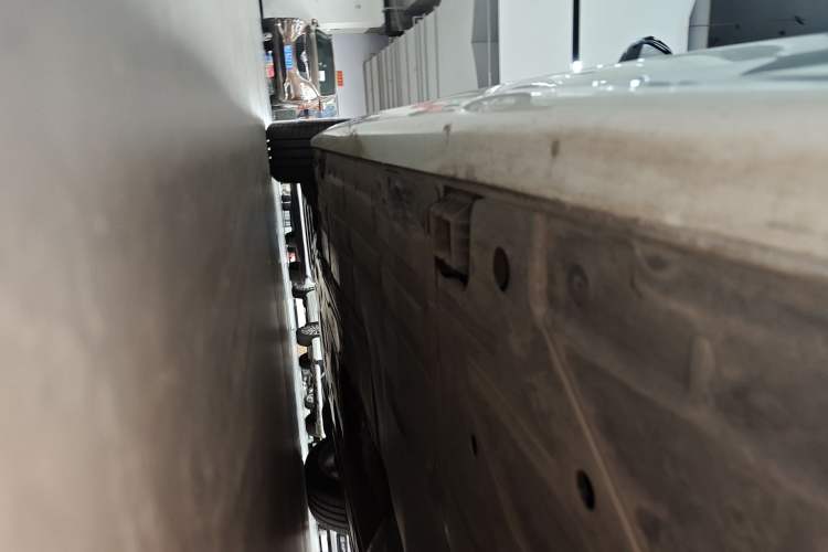 Used BMW 3 Series 2018 320i M Sport Night Edition Left Side Sill