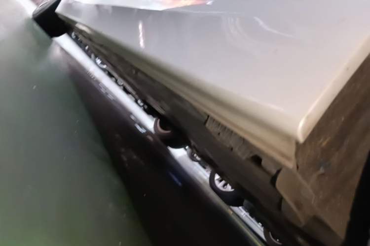Used BMW 3 Series 2018 320Li Fashion Model Left Side Sill