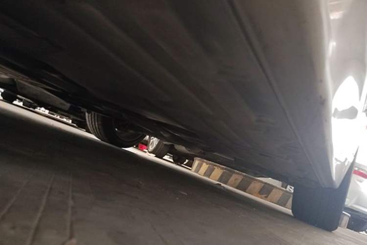 Used BMW 3 Series 2018 320Li Fashion Model Left Side Sill