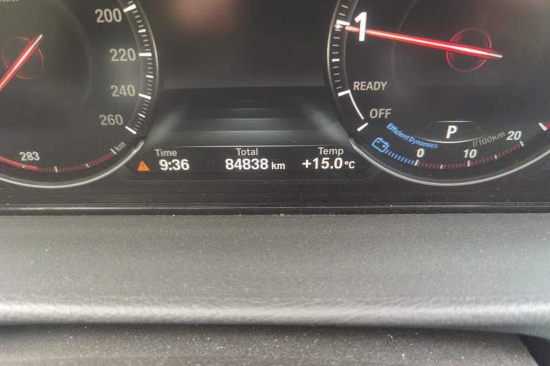 Used BMW 3 Series 2018 320Li Leading Model M Sport Package Odometer Close Up