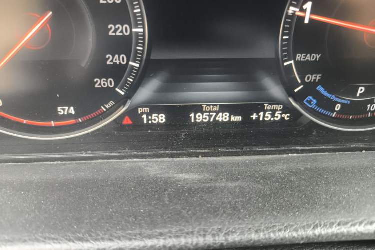 Used BMW 3 Series 2018 320Li Leading Luxury Package Odometer Close Up
