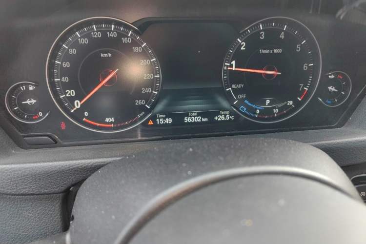 Used BMW 3 Series 2018 320i M Sport Night Edition Odometer Close Up