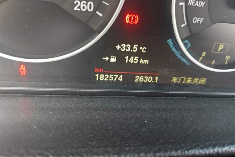 Used BMW 3 Series 2018 320Li Leading Luxury Package Odometer Close Up