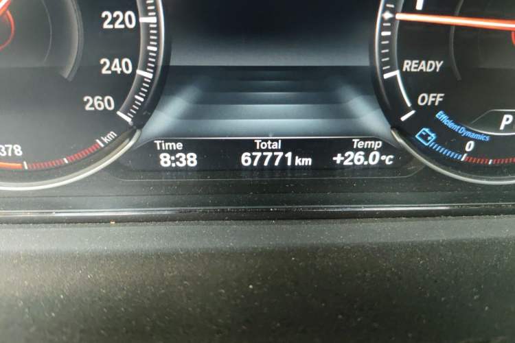 Used BMW 3 Series 2018 320Li Leading Luxury Package Odometer Close Up