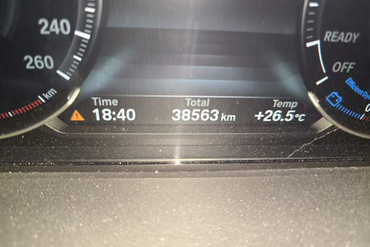 Used BMW 3 Series 2018 330i M Sport Night Edition Odometer Close Up