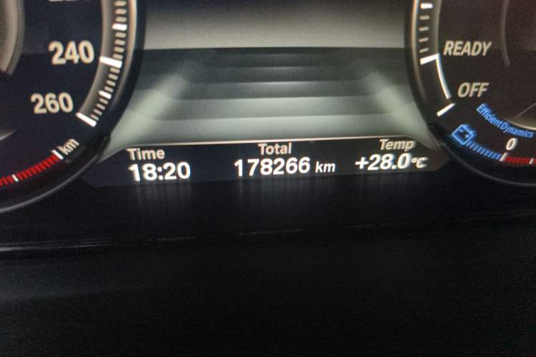 Used BMW 3 Series 2018 320Li M Sport Night Edition Odometer Close Up