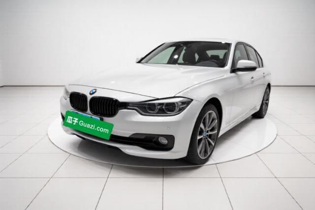 Ojetý BMW 3 Series 2018 320Li Fashion Model