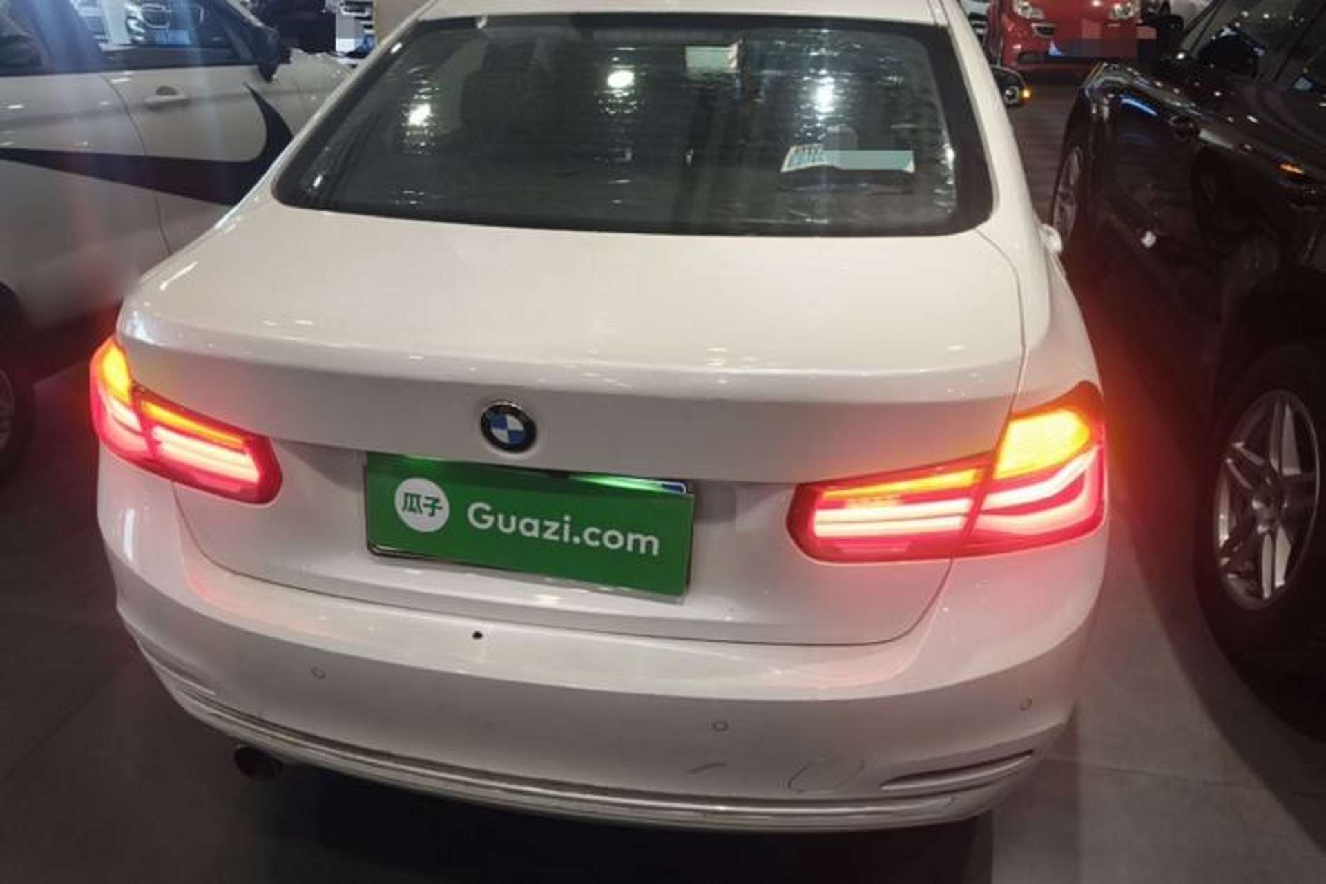 Used BMW 3 Series 2018 318i Rear