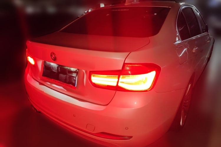 Used BMW 3 Series 2018 320Li Fashion Model Rear