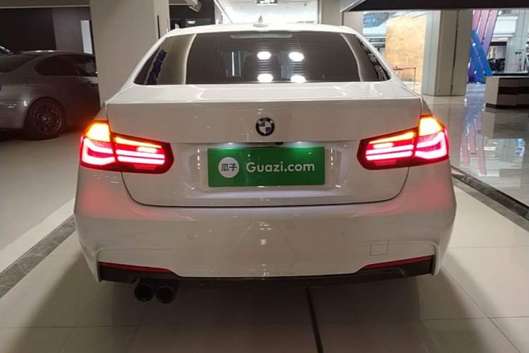 Used BMW 3 Series 2018 320i M Sport Night Edition Rear