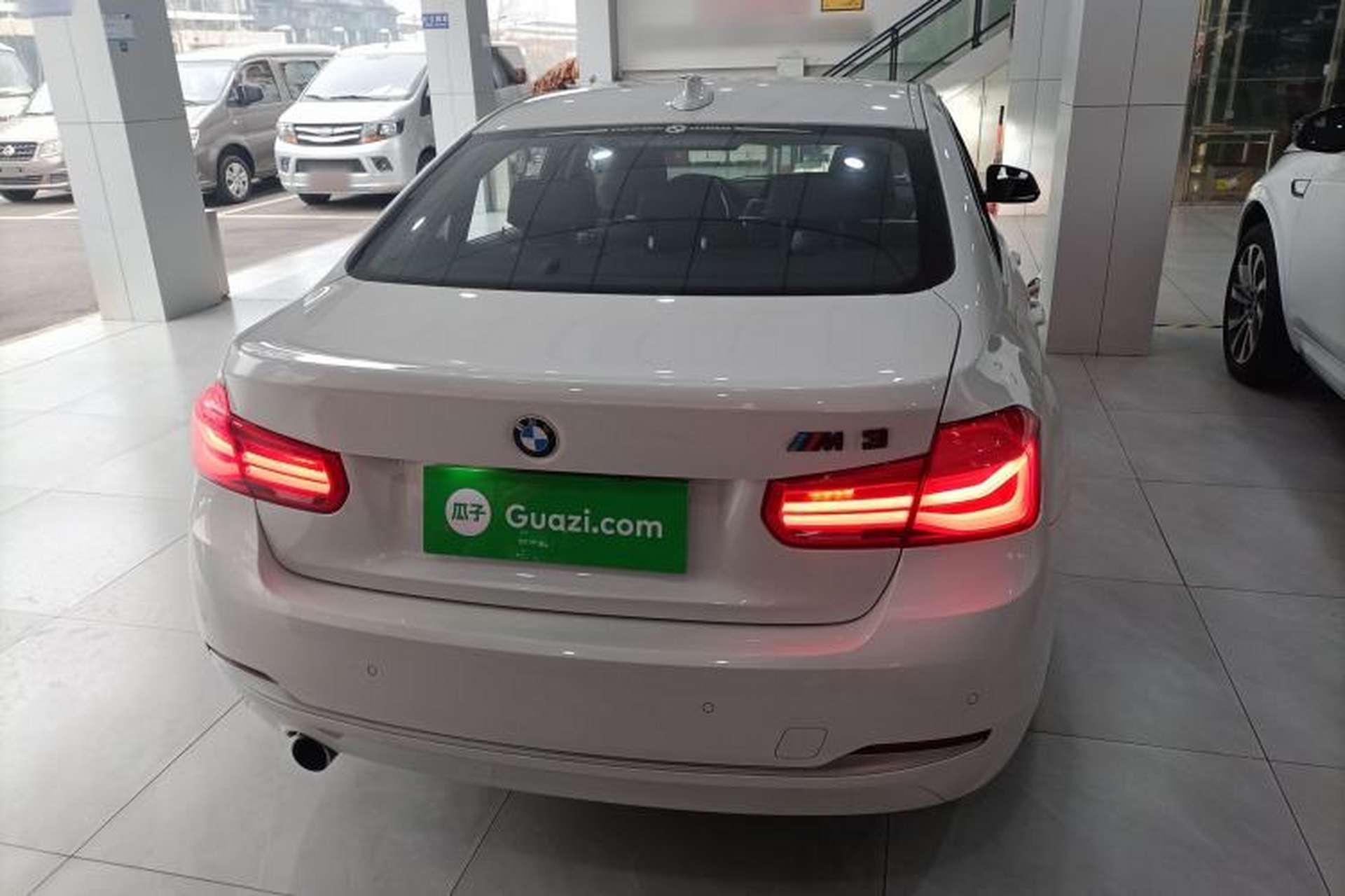 Used BMW 3 Series 2018 318Li Rear