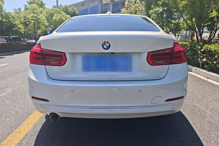 Used BMW 3 Series 2018 318i Rear
