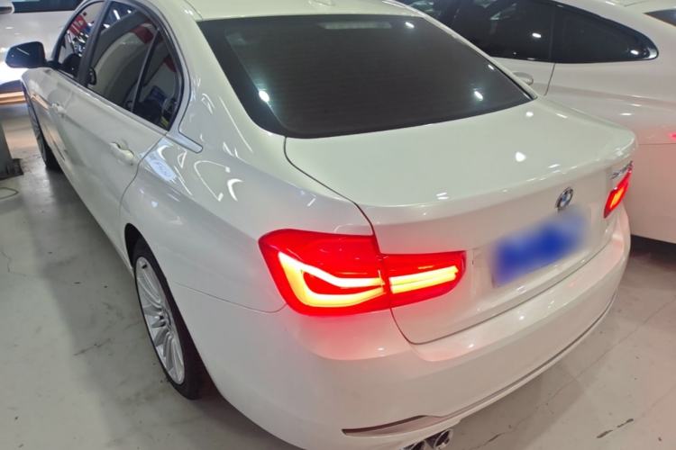 Used BMW 3 Series 2018 320Li Fashion Model Rear Left 45 Deg