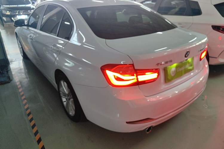 Used BMW 3 Series 2018 318Li Rear Left 45 Deg