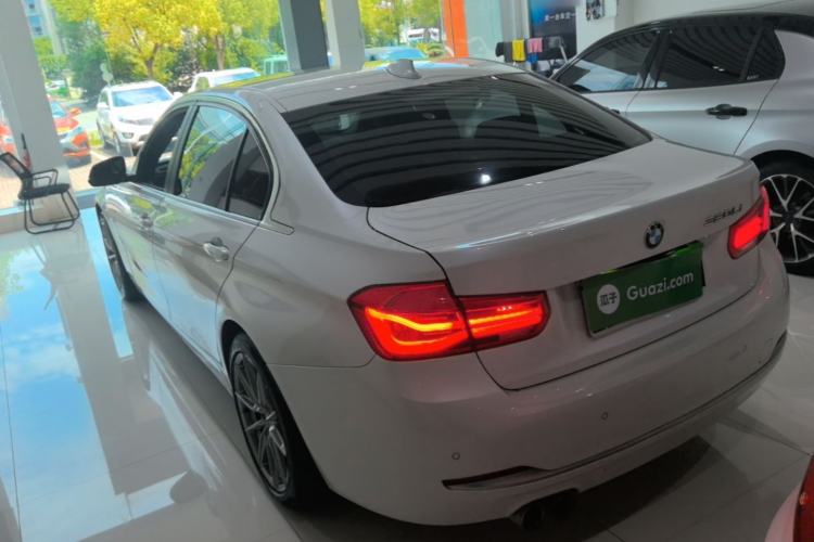 Used BMW 3 Series 2018 320Li Fashion Model Rear Left 45 Deg