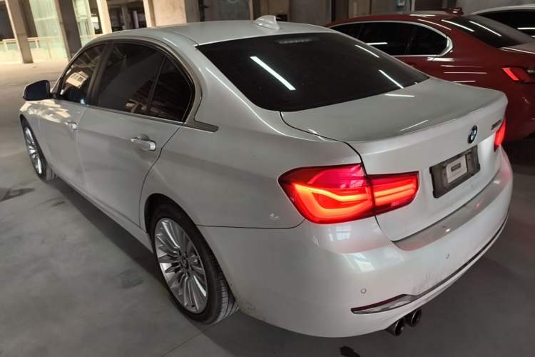 Used BMW 3 Series 2018 320Li Fashion Model Rear Left 45 Deg