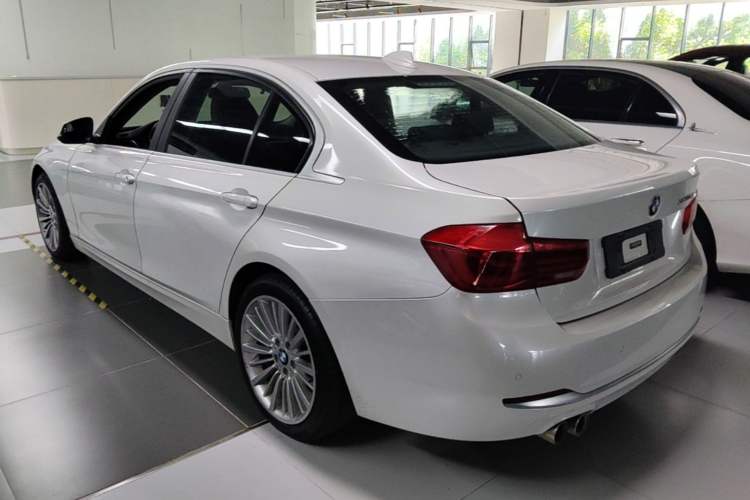 Used BMW 3 Series 2018 320Li Fashion Model Rear Left 45 Deg