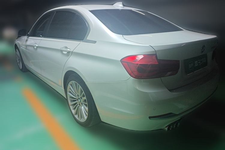 Used BMW 3 Series 2018 320Li Fashion Model Rear Left 45 Deg