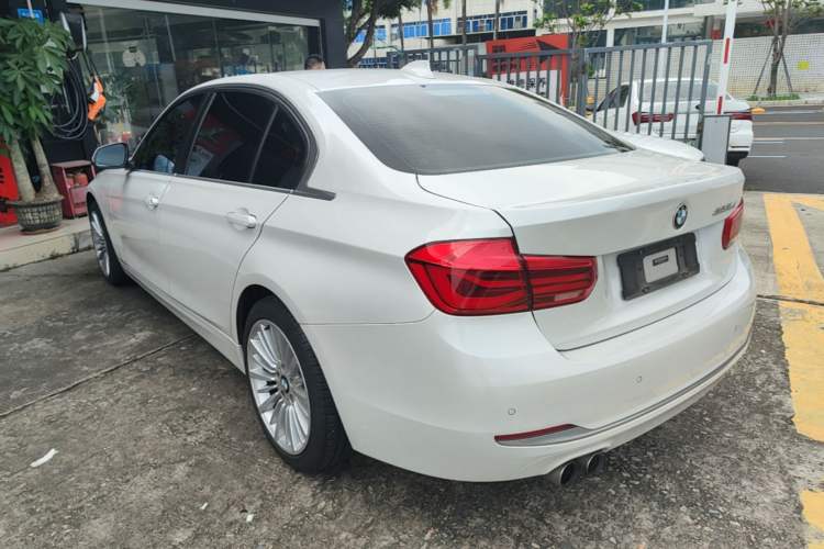 Used BMW 3 Series 2018 320Li Fashion Model Rear Left 45 Deg