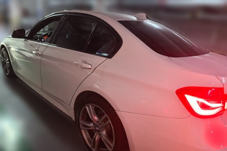 Used BMW 3 Series 2018 320i M Sport Package Rear Left 45 Deg
