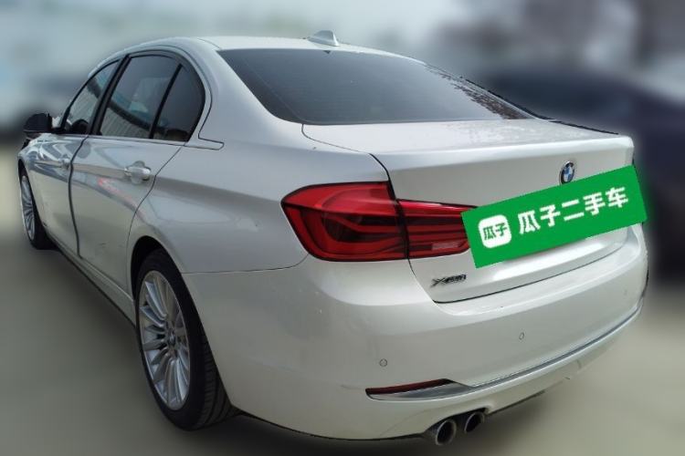Used BMW 3 Series 2018 320Li xDrive Fashion Model Rear Left 45 Deg