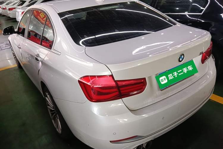Used BMW 3 Series 2018 320Li Fashion Model Rear Left 45 Deg