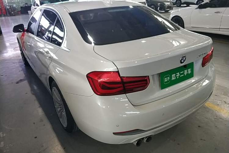 Used BMW 3 Series 2018 320Li Fashion Model Rear Left 45 Deg