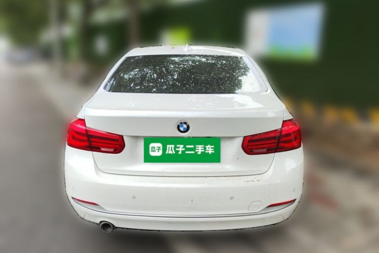 Used BMW 3 Series 2018 318Li Rear