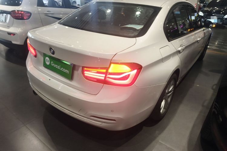 Used BMW 3 Series 2018 318i Rear Right 45 Deg