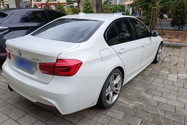 Used BMW 3 Series 2018 320i M Sport Package Rear Right 45 Deg