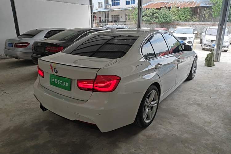 Used BMW 3 Series 2018 320i M Sport Package Rear Right 45 Deg