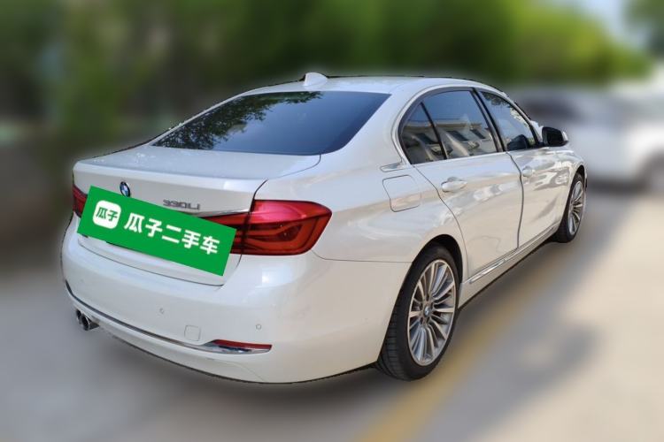 Used BMW 3 Series 2018 330Li xDrive Luxury Package Rear Right 45 Deg