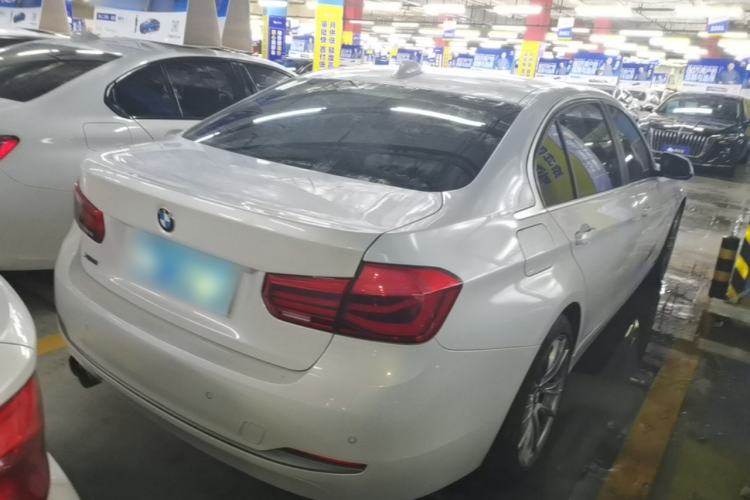 Used BMW 3 Series 2018 320Li xDrive Fashion Model Rear Right 45 Deg