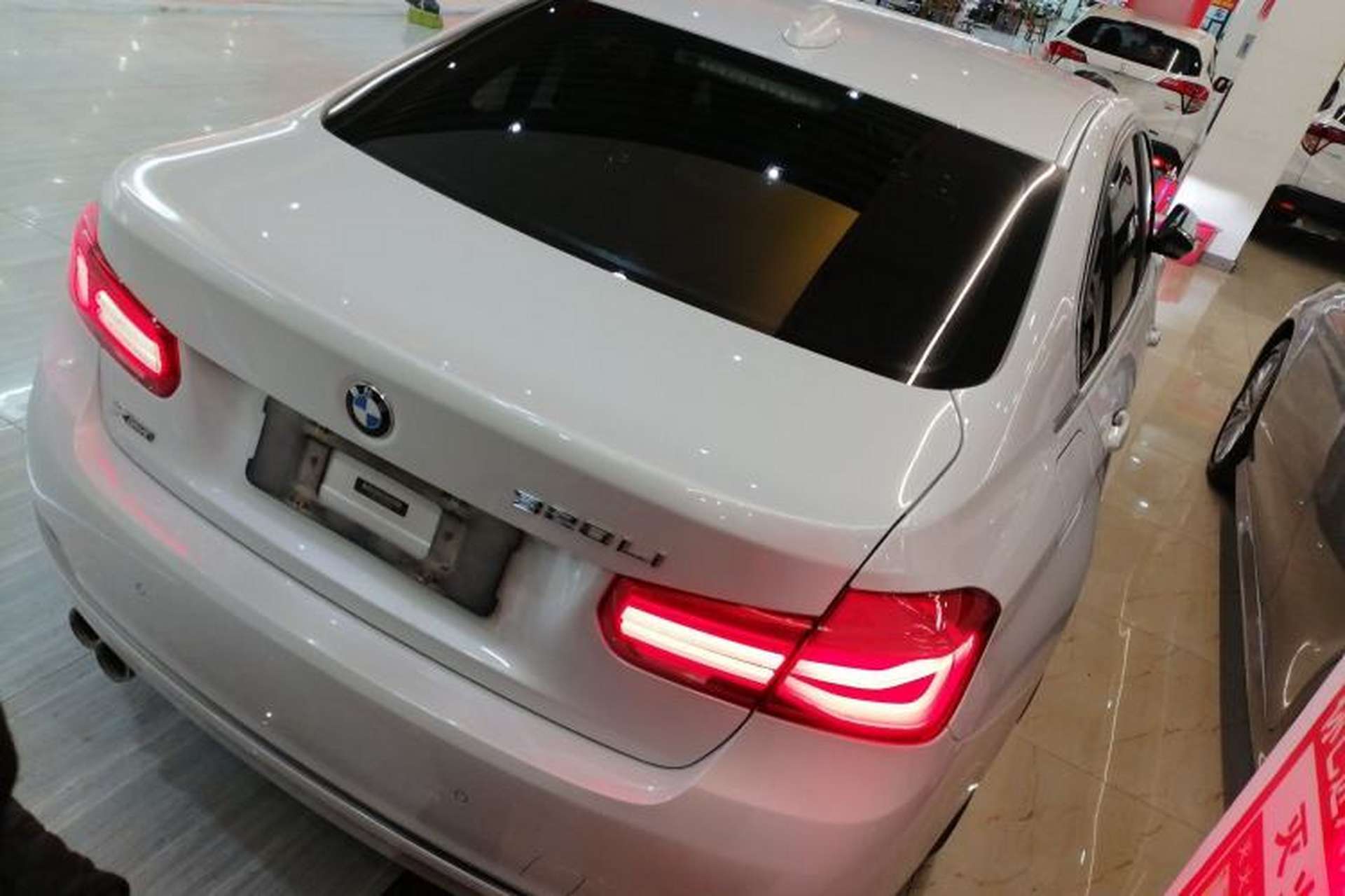 Used BMW 3 Series 2018 320Li xDrive Fashion Model Rear Right 45 Deg