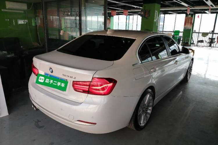 Used BMW 3 Series 2018 320Li Fashion Model Rear Right 45 Deg