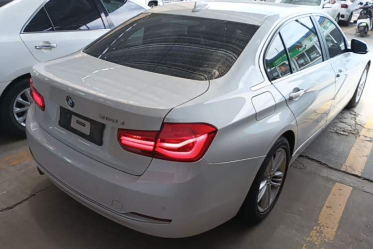 Used BMW 3 Series 2018 318Li Rear Right 45 Deg