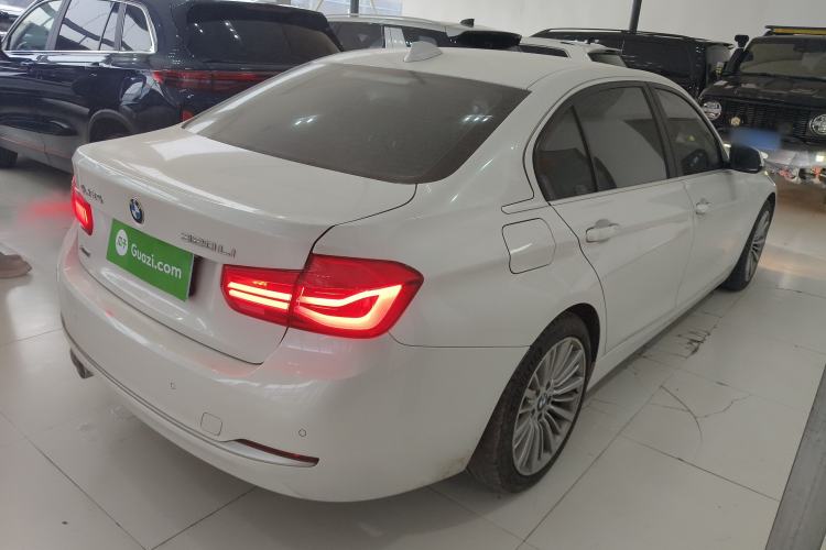 Used BMW 3 Series 2018 320Li xDrive Fashion Model Rear Right 45 Deg