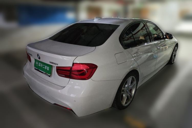 Used BMW 3 Series 2018 320i M Sport Package Rear Right 45 Deg