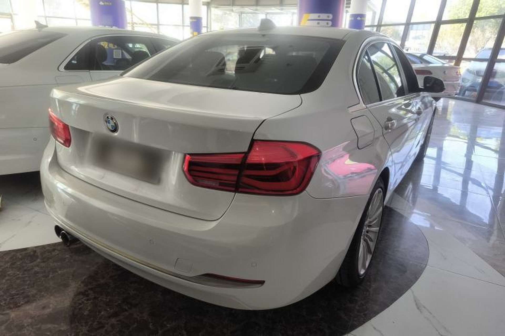 Used BMW 3 Series 2018 320Li Fashion Model Rear Right 45 Deg