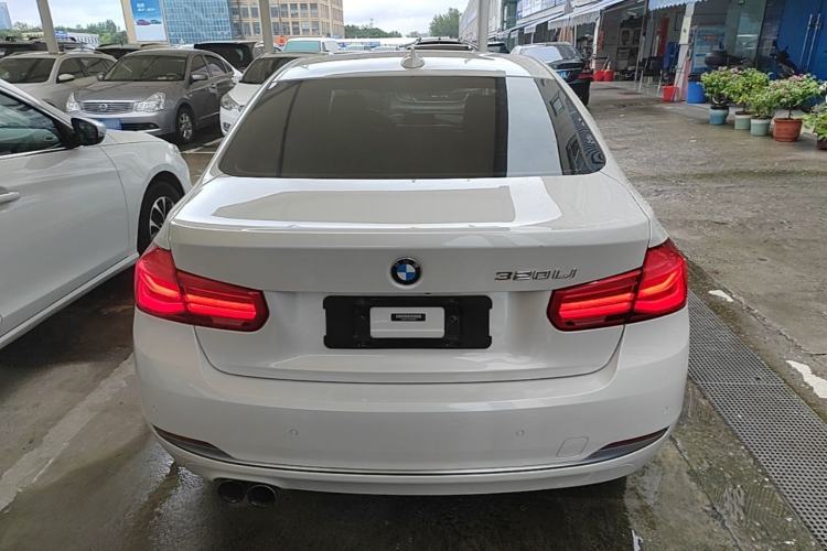 Used BMW 3 Series 2018 320Li Fashion Model Rear