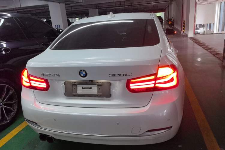 Used BMW 3 Series 2018 320Li Fashion Model Rear