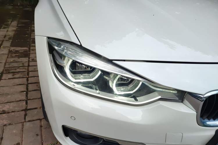 Used BMW 3 Series 2018 320Li Fashion Model Right Front Headlight