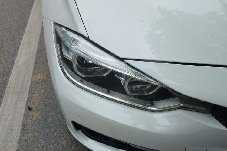 Used BMW 3 Series 2018 320Li Fashion Model Right Front Headlight