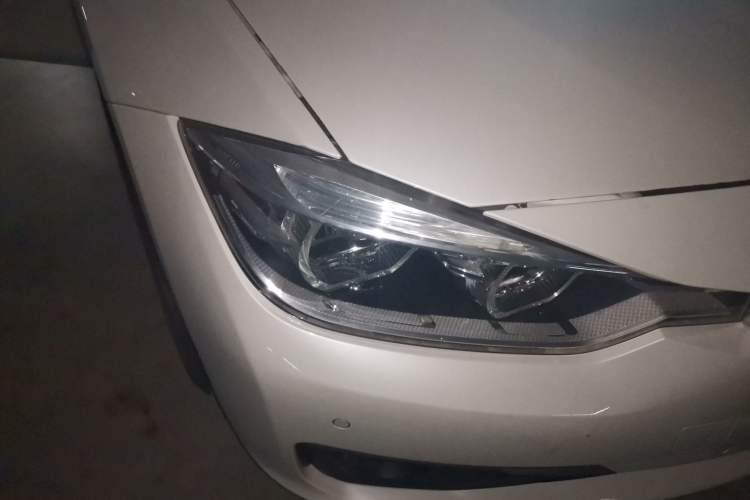 Used BMW 3 Series 2018 318Li Right Front Headlight