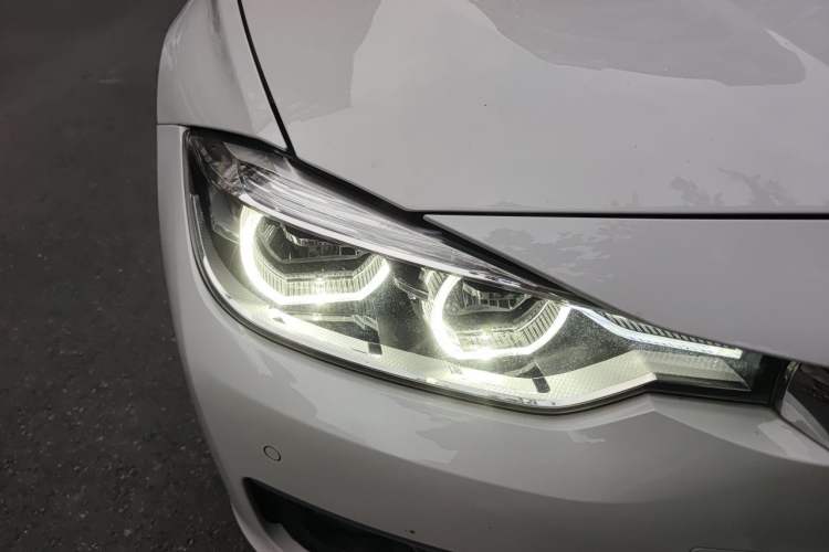 Used BMW 3 Series 2018 320Li Fashion Model Right Front Headlight
