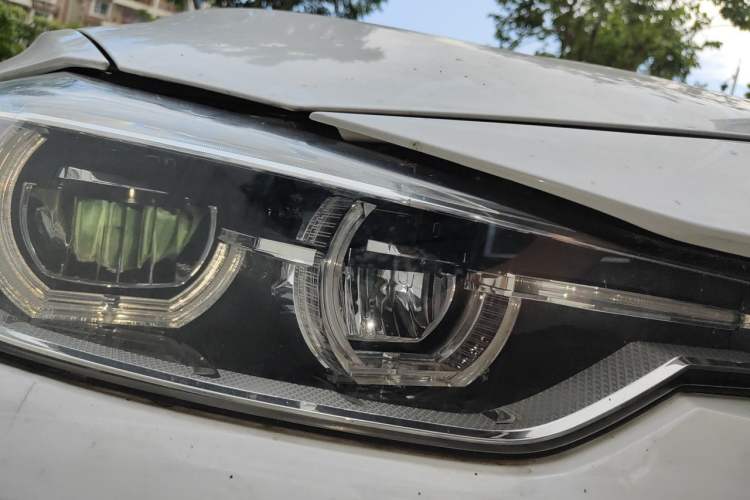 Used BMW 3 Series 2018 320Li Fashion Model Right Front Headlight