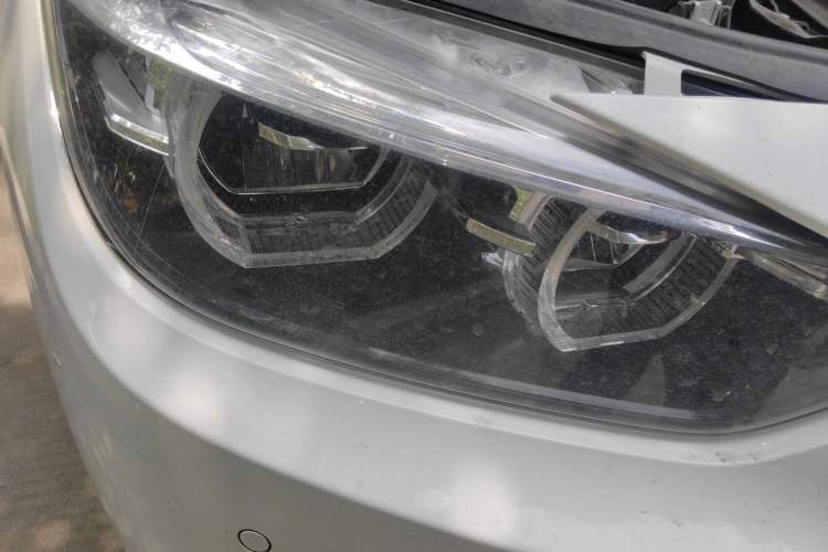 Used BMW 3 Series 2018 330Li M Sport Shadow Edition Right Front Headlight