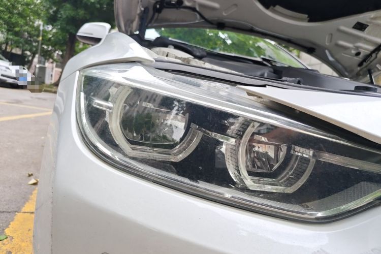 Used BMW 3 Series 2018 320Li Fashion Model Right Front Headlight