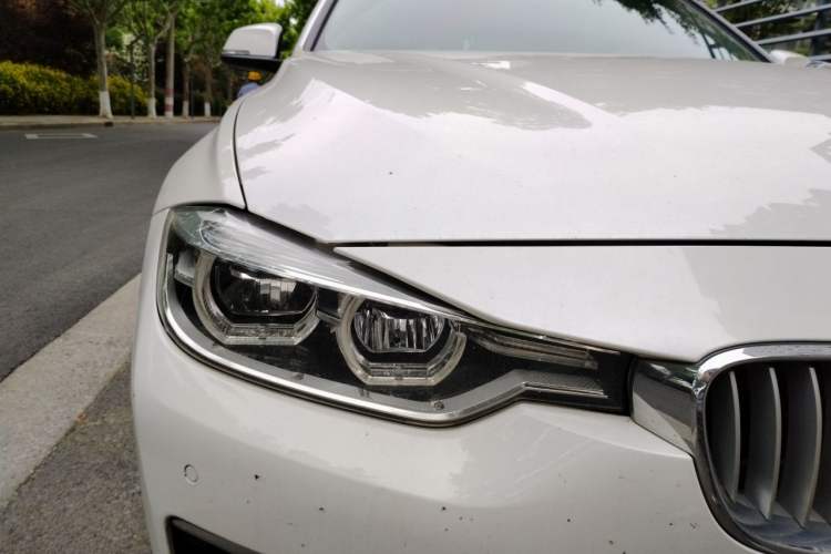 Used BMW 3 Series 2018 320Li Fashion Model Right Front Headlight