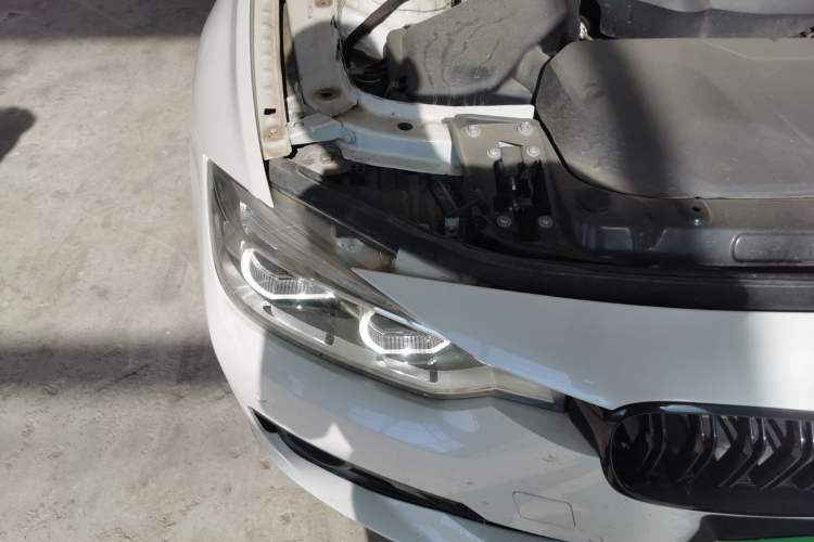 Used BMW 3 Series 2018 320Li Fashion Model Right Front Headlight